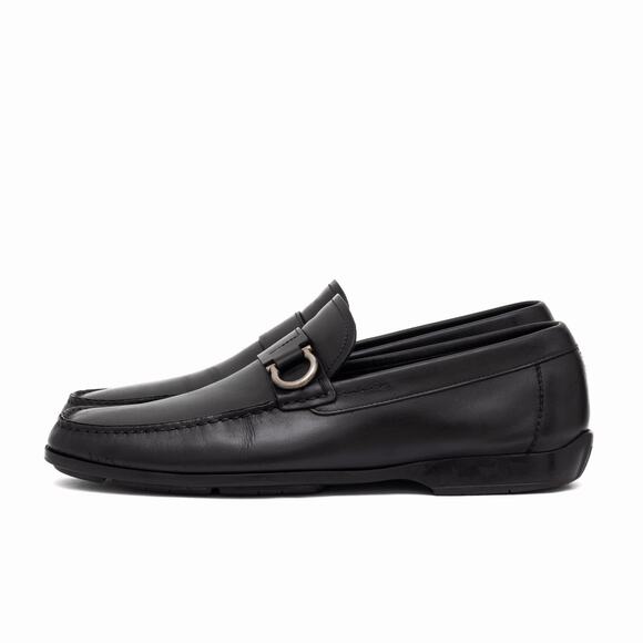 950$ Salvatore Ferragamo Gancini Logo Black Leather Loafers Moc US 9.5 EE main image 13